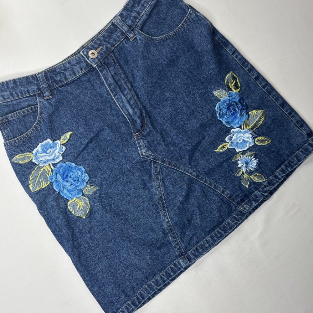 J.L. N.Y. Sport DenimSkirt Womens 7/8 Blue Cotton Floral Embroidered Mini A-Line